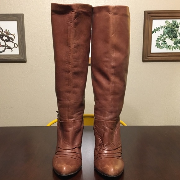 ••HP•• Frye Bethany Strappy Softie Boots - Picture 1 of 8